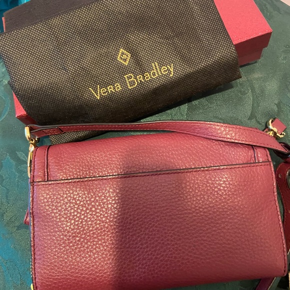 Crossbody - Picture 3 of 4